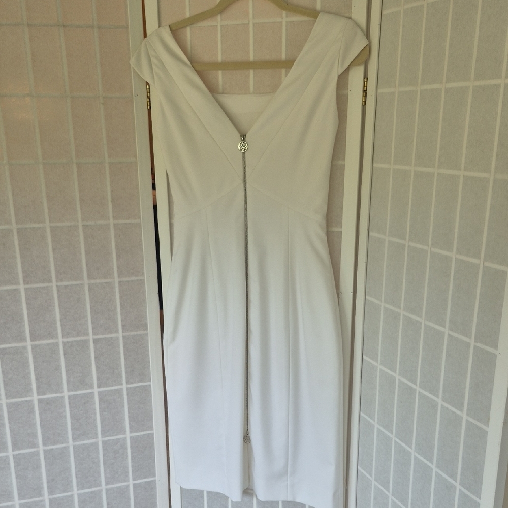 ANTONIO MELANI White Cap Sleeve Midi Dress - Picture 2 of 10